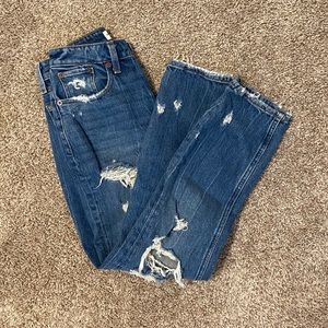 Abercrombie&Fitch High-Rise Curve Love Mom Jean